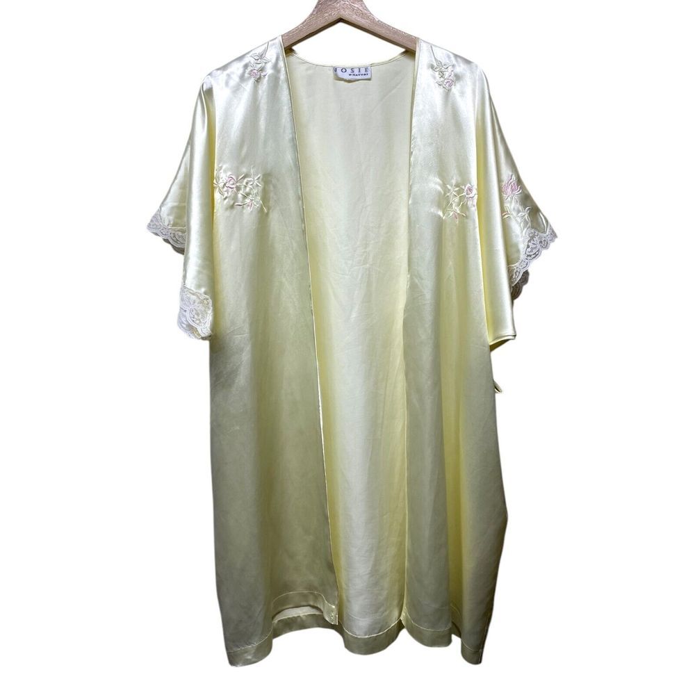 Vtg Josie Natori Robe Ivory Satin Lace Trim Floral‎ Embroidered One Size Bride